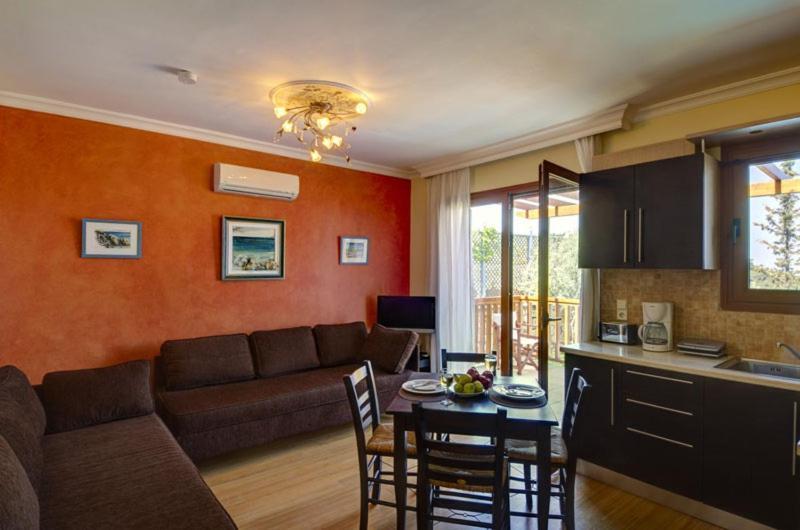 Agios Nikitas Resort Villas ภายนอก รูปภาพ